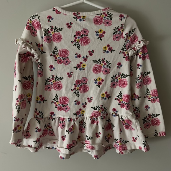 Adorable Kids Headquarters 4t long sleeve heart shirt - Picture 4 of 5